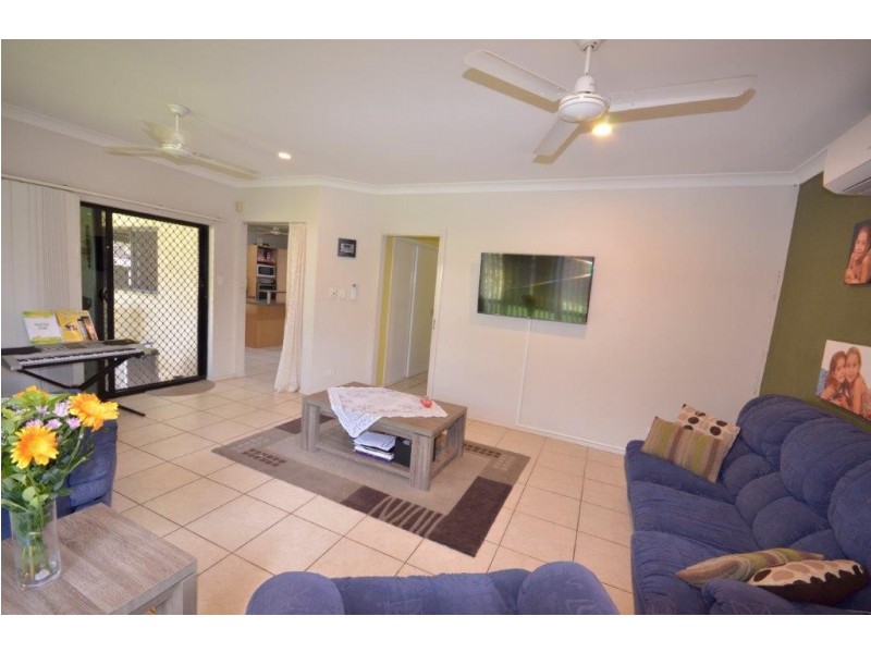 12 Satinash Street, Mossman QLD 4873
