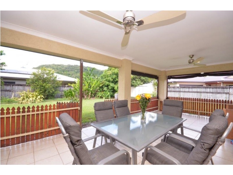 12 Satinash Street, Mossman QLD 4873
