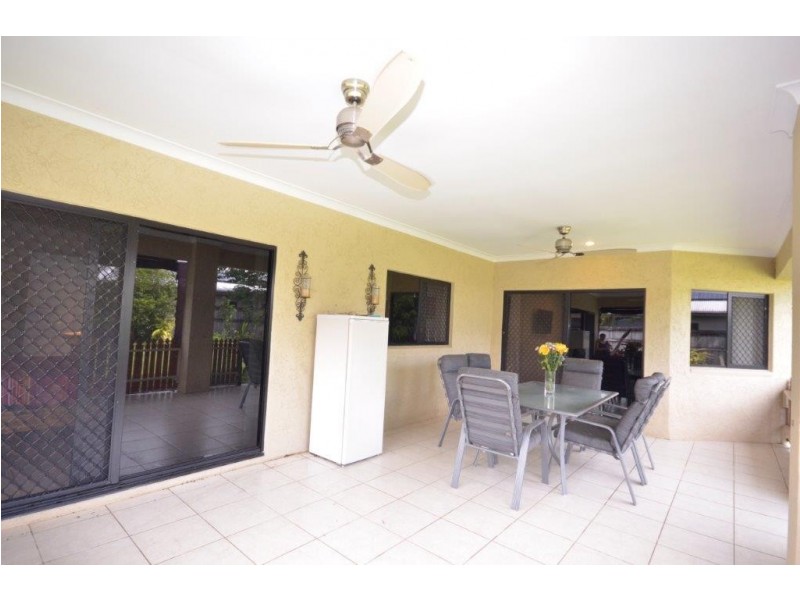 12 Satinash Street, Mossman QLD 4873