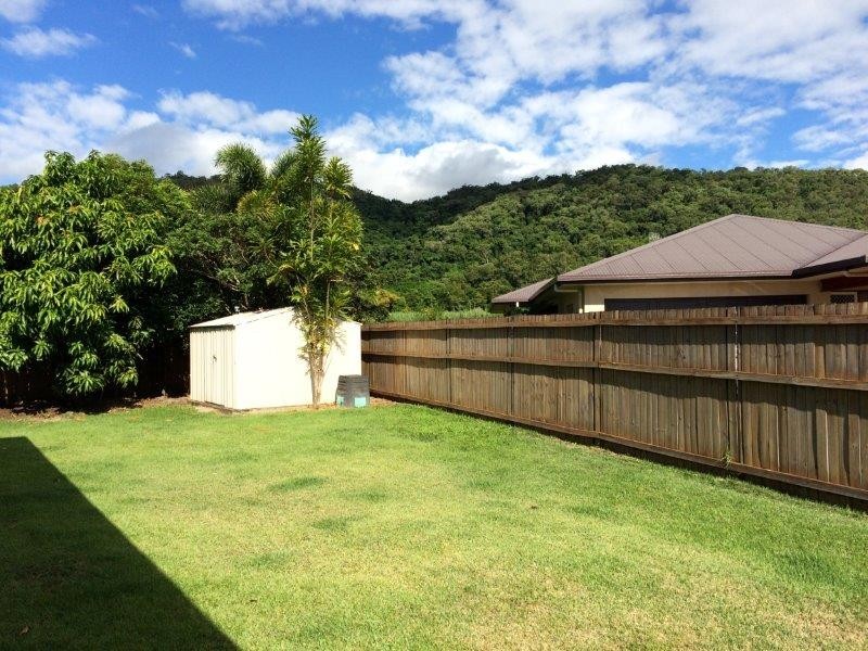 12 Satinash Street, Mossman QLD 4873