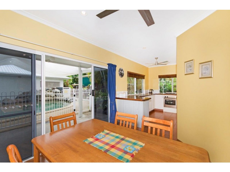 1/12 Limpet Avenue, Port Douglas QLD 4877