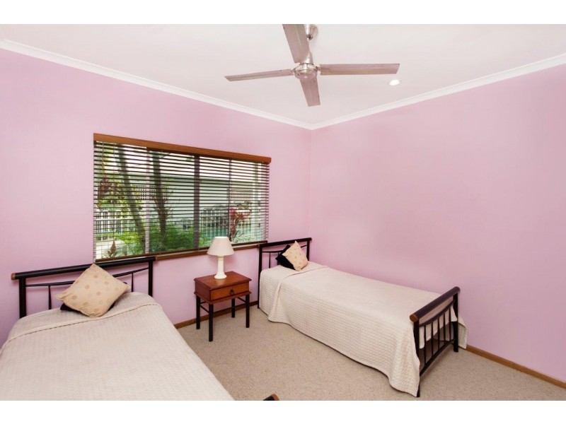1/12 Limpet Avenue, Port Douglas QLD 4877