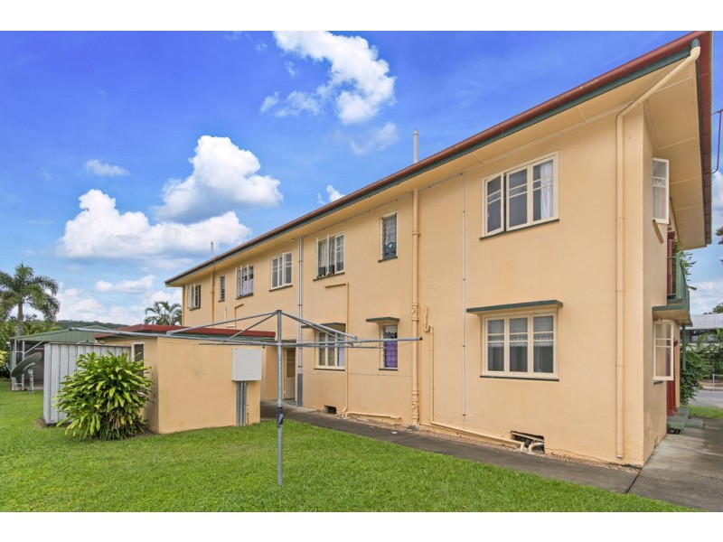 6 William Street, Mossman QLD 4873