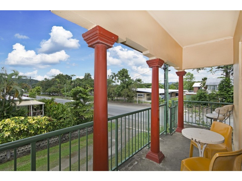 6 William Street, Mossman QLD 4873