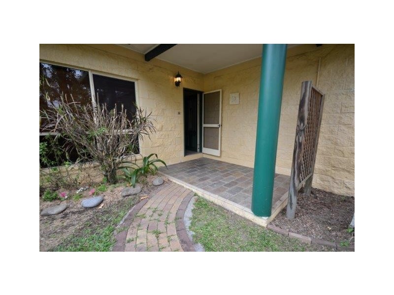 32 Middlemiss Street, Mossman QLD 4873
