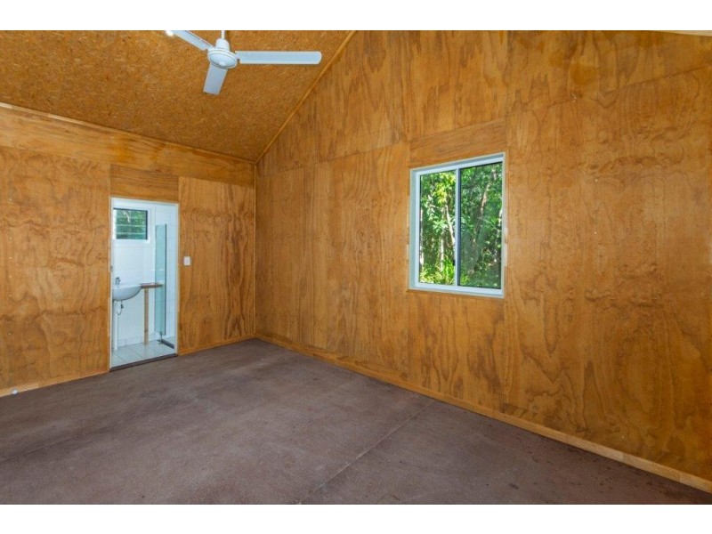 200 (75R) Cedar Road COW BAY, Daintree QLD 4873