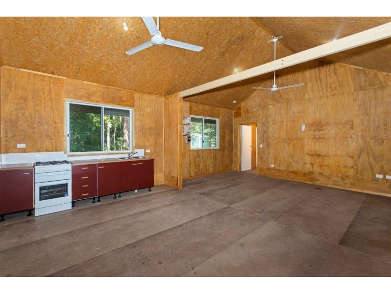 200 (75R) Cedar Road COW BAY, Daintree QLD 4873