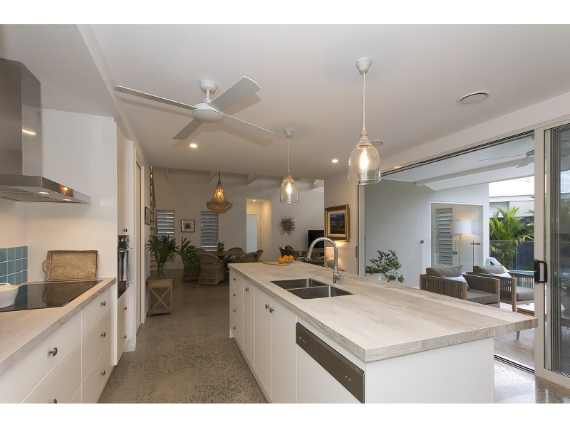 11 Craven Close (Port Beach Houses), Port Douglas QLD 4877