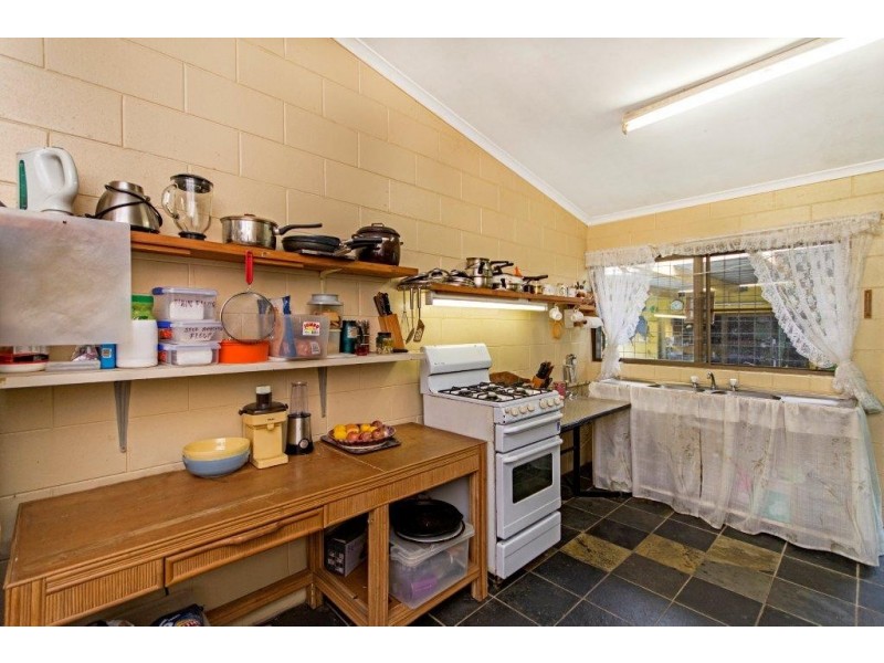 80 Cape Tribulation Road, Daintree QLD 4873