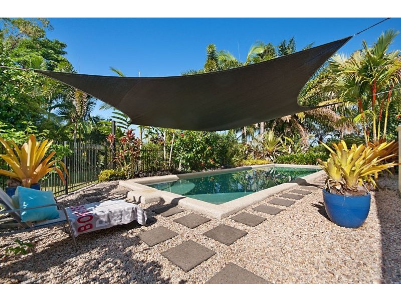 27 Jabeva Close, Miallo QLD 4873