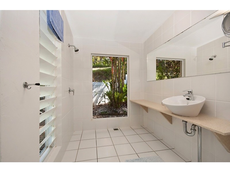 27 Jabeva Close, Miallo QLD 4873