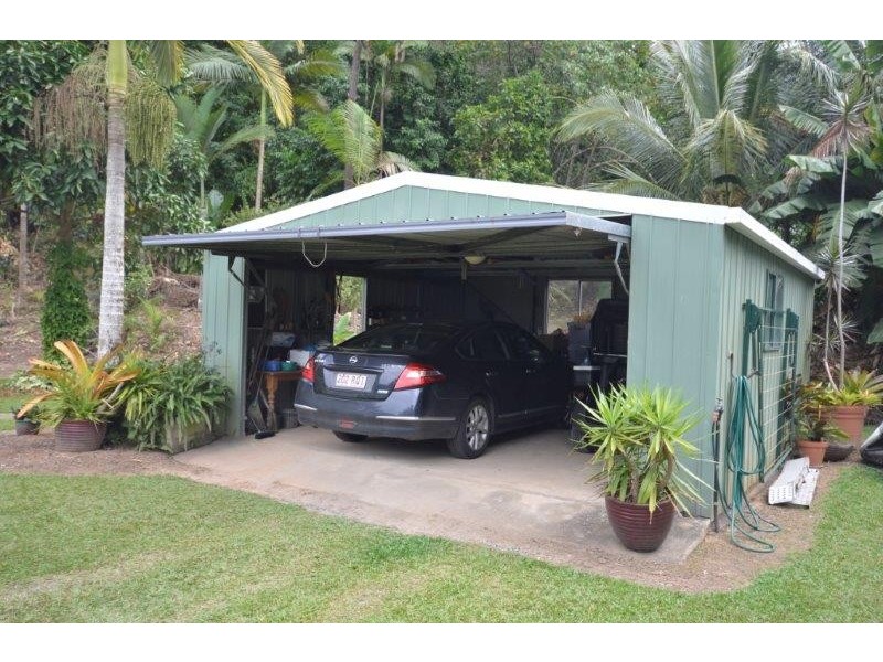 27 Jabeva Close, Miallo QLD 4873