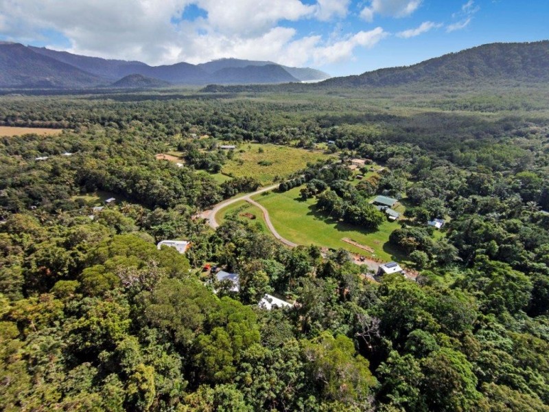 43 Spurwood Road COW BAY, Daintree QLD 4873