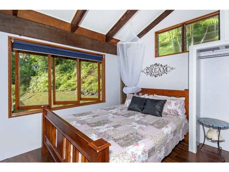 43 Spurwood Road COW BAY, Daintree QLD 4873