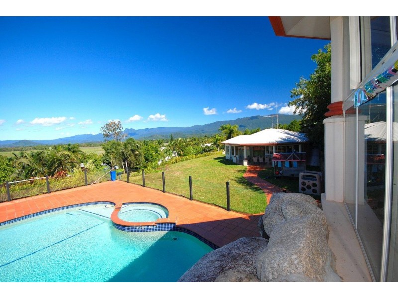 11 Hibiscus Court, Rocky Point QLD 4873