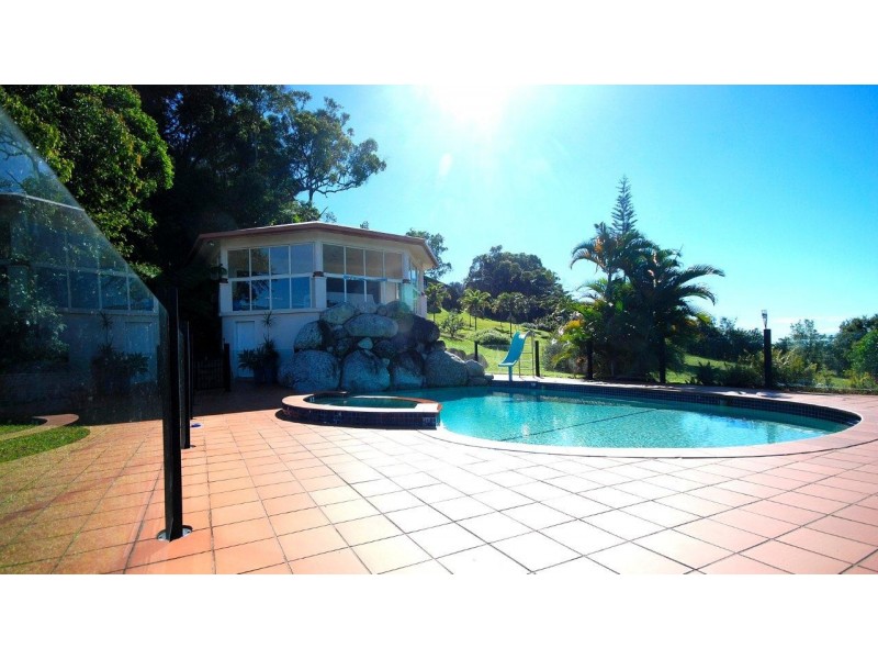 11 Hibiscus Court, Rocky Point QLD 4873