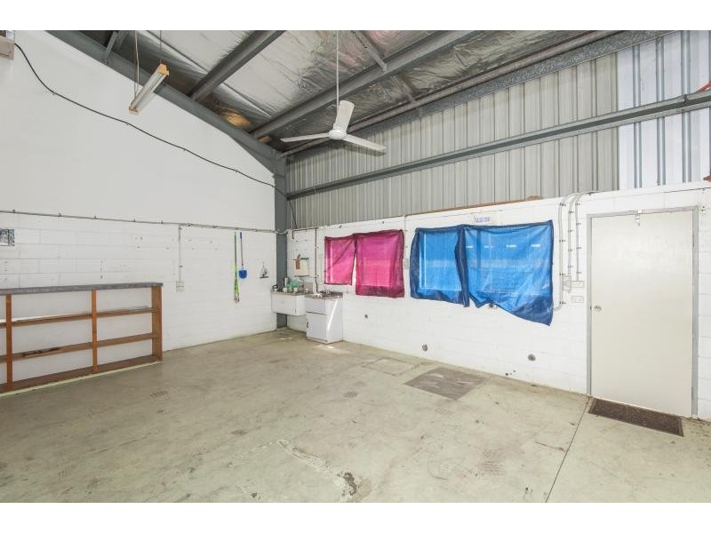 Shed 6 Captain Cook Highway (Port Traders), Craiglie QLD 4877