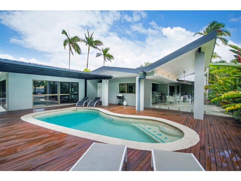 34 Sorrento Crescent, Port Douglas QLD 4877