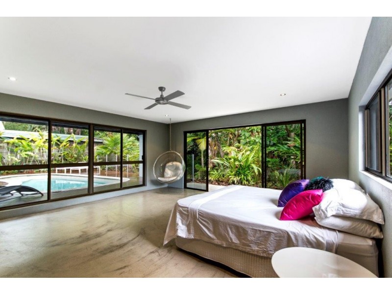 34 Sorrento Crescent, Port Douglas QLD 4877