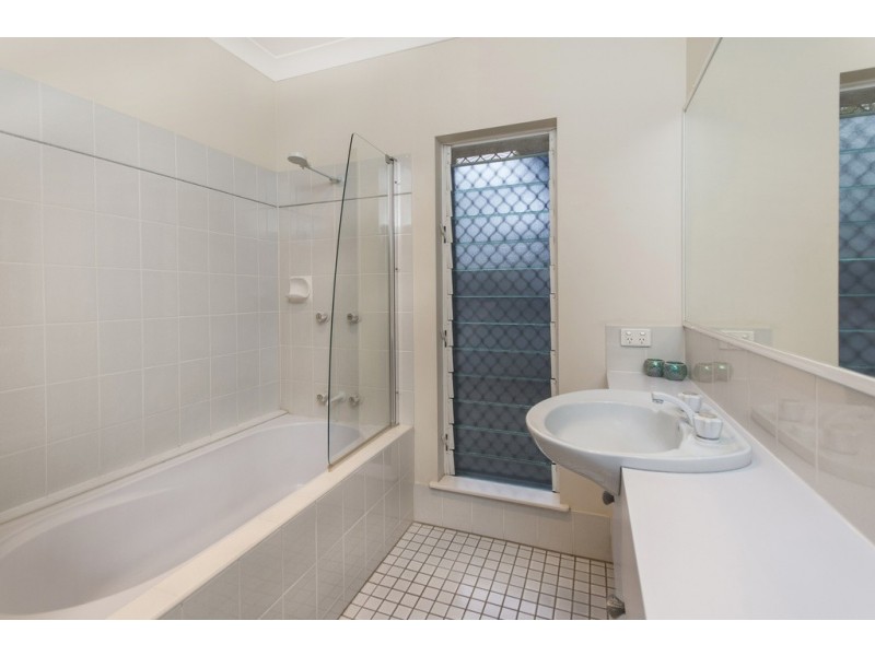 5 Jewel Close, Port Douglas QLD 4877