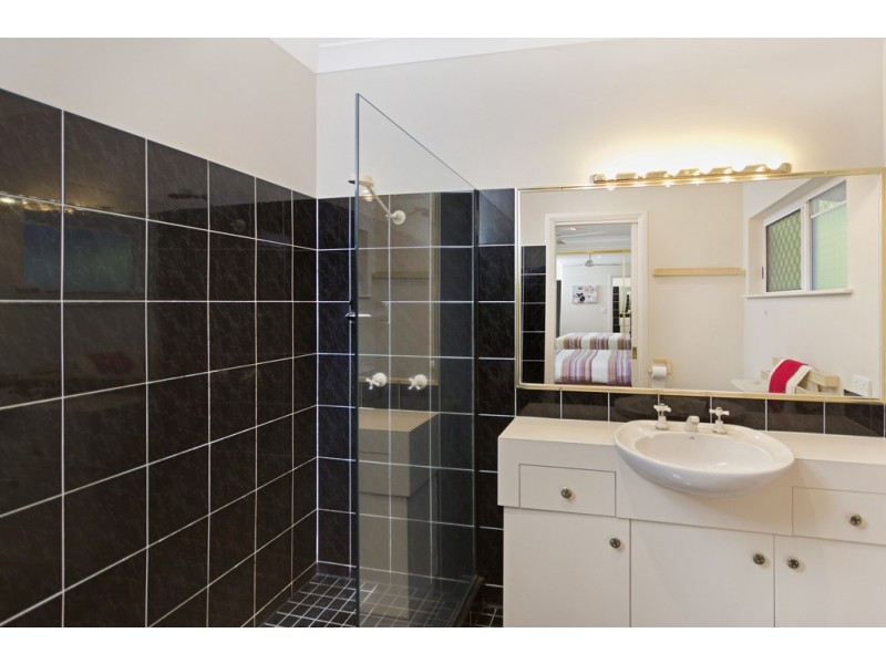 5 Jewel Close, Port Douglas QLD 4877