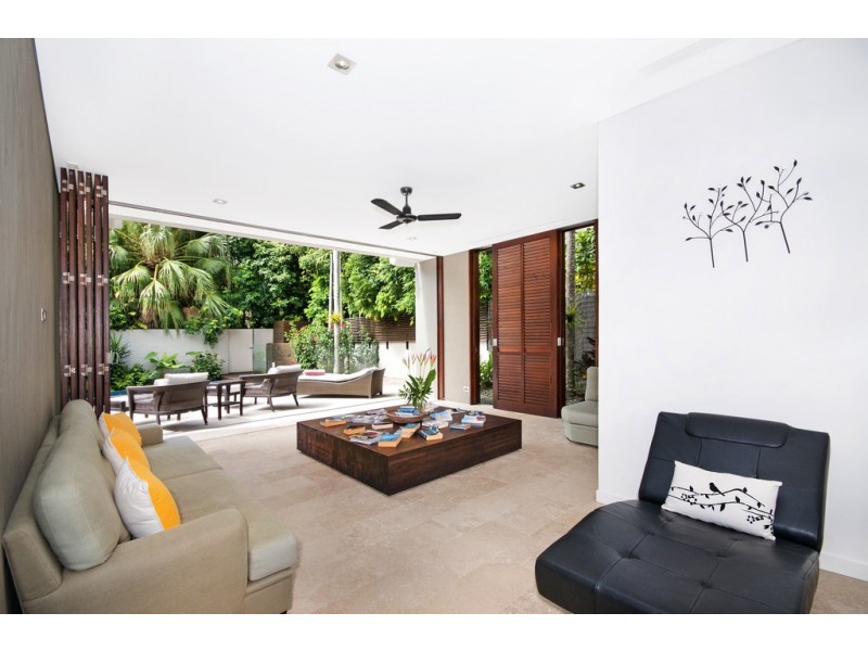 31 Beachfront Mirage, Port Douglas QLD 4877