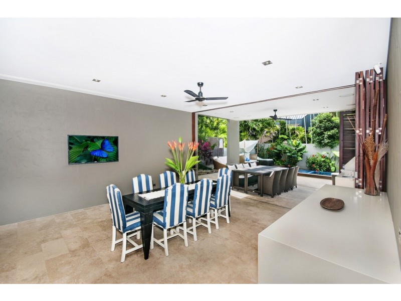31 Beachfront Mirage, Port Douglas QLD 4877