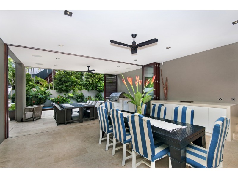 31 Beachfront Mirage, Port Douglas QLD 4877