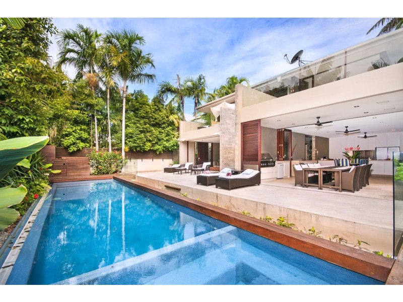 31 Beachfront Mirage, Port Douglas QLD 4877