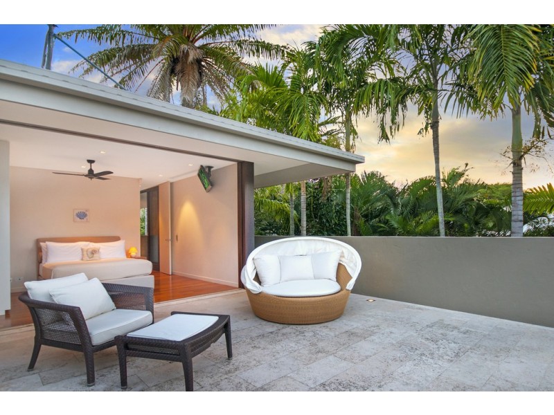 31 Beachfront Mirage, Port Douglas QLD 4877
