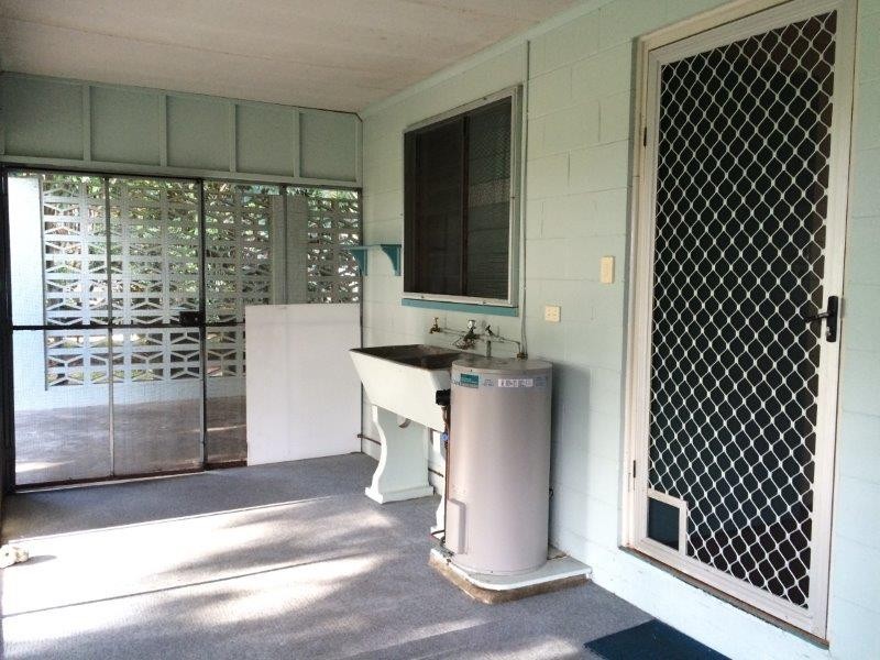 32 Marine Parade, Newell QLD 4873