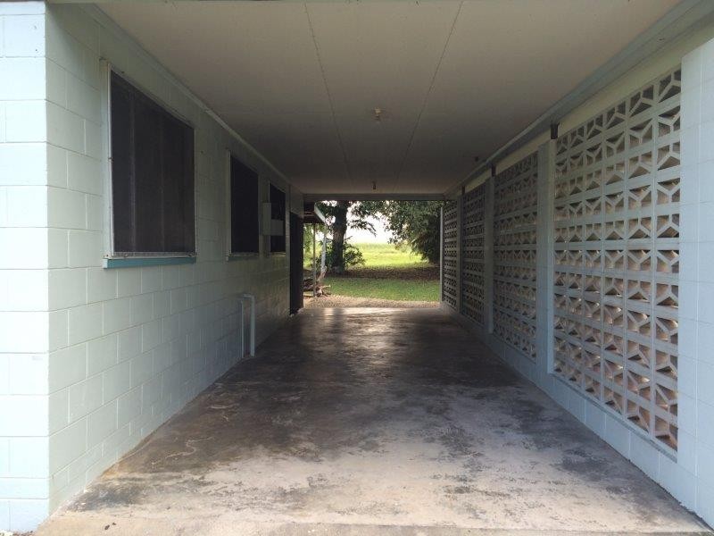 32 Marine Parade, Newell QLD 4873
