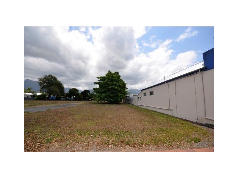 15 Lot 2 Front Street, Mossman QLD 4873