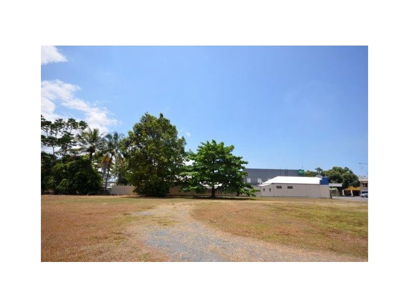 15 Lot 2 Front Street, Mossman QLD 4873