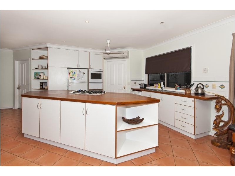 6 Billfish Close, Wonga QLD 4873