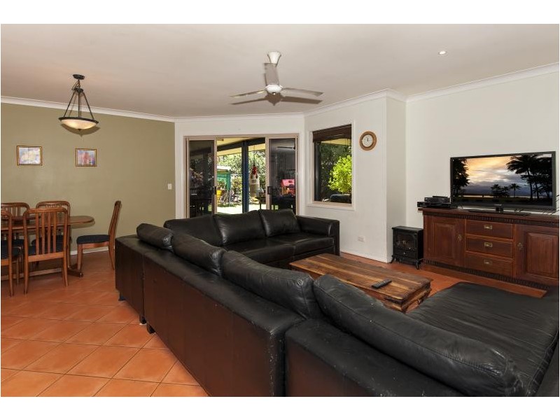 6 Billfish Close, Wonga QLD 4873