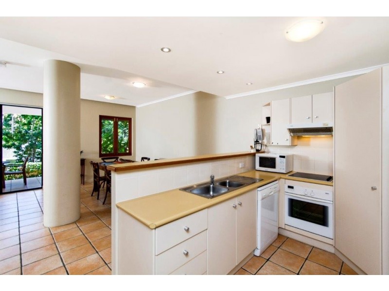 4/9 Port Douglas Road (The Mediterranean), Port Douglas QLD 4877