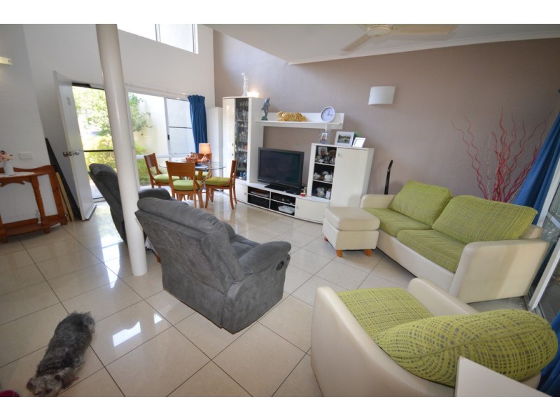 120/121-137 Port Douglas Rd (Reef Resort), Port Douglas QLD 4877