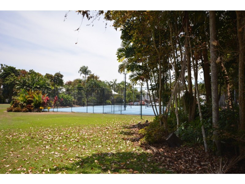 120/121-137 Port Douglas Rd (Reef Resort), Port Douglas QLD 4877