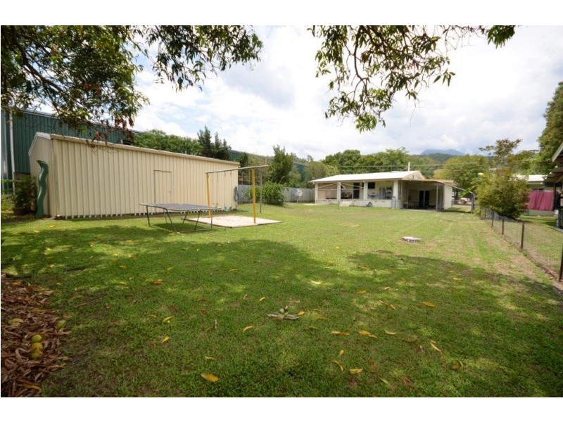 60 Pringle Street, Mossman QLD 4873