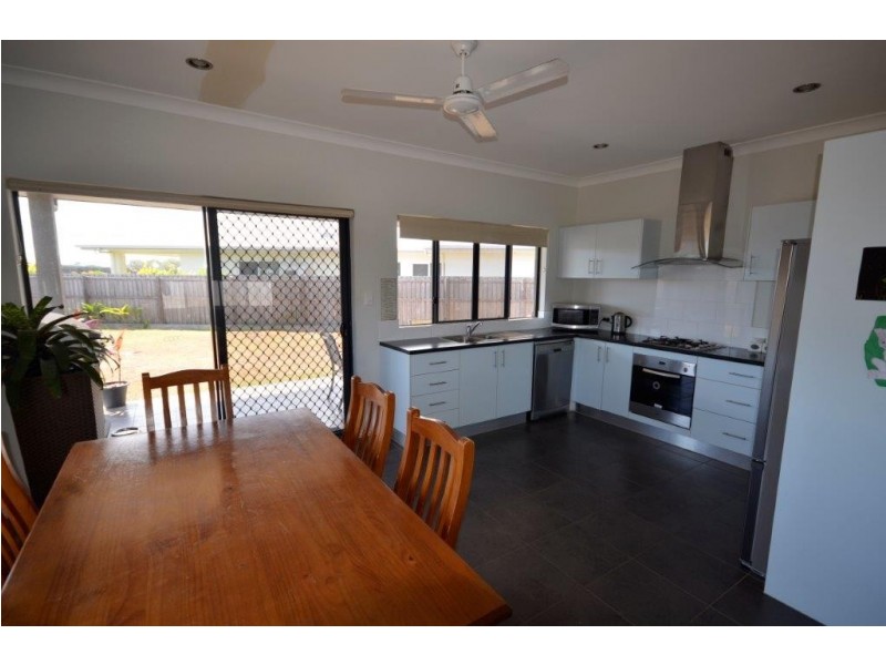 14 Dulku Close, Port Douglas QLD 4877
