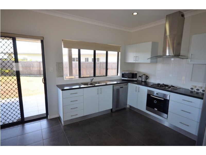 14 Dulku Close, Port Douglas QLD 4877