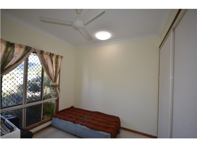 22 Riflebird Cres, Mossman QLD 4873