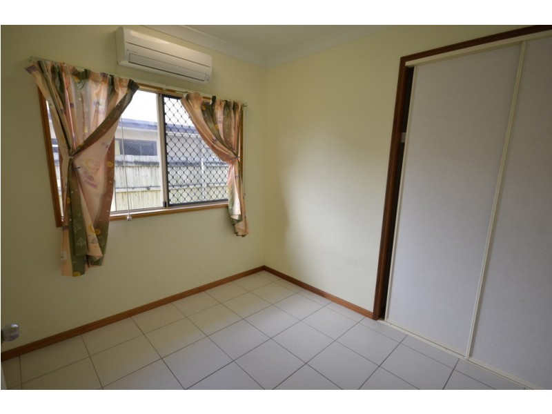 22 Riflebird Cres, Mossman QLD 4873