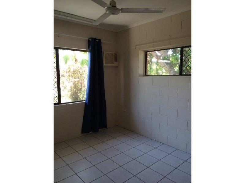 1/10 Cooya Beach Road, Cooya Beach QLD 4873