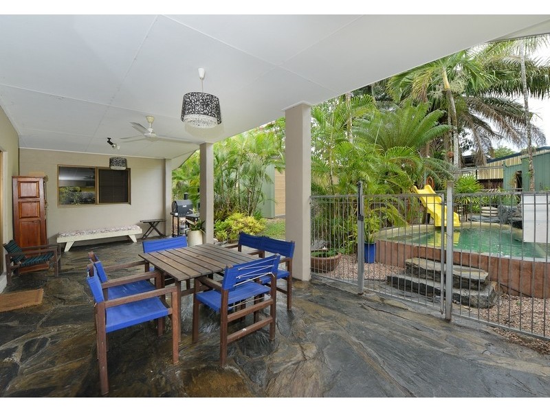 13 Thooleer Close, Cooya Beach QLD 4873