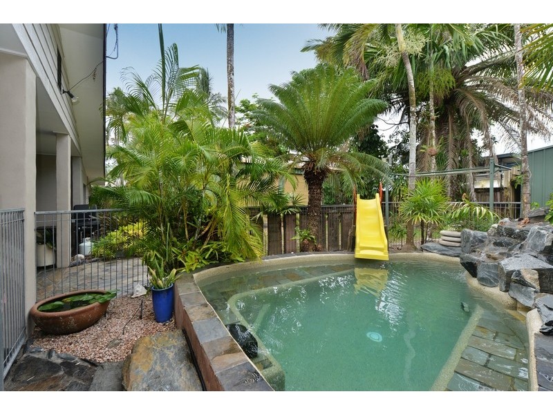 13 Thooleer Close, Cooya Beach QLD 4873