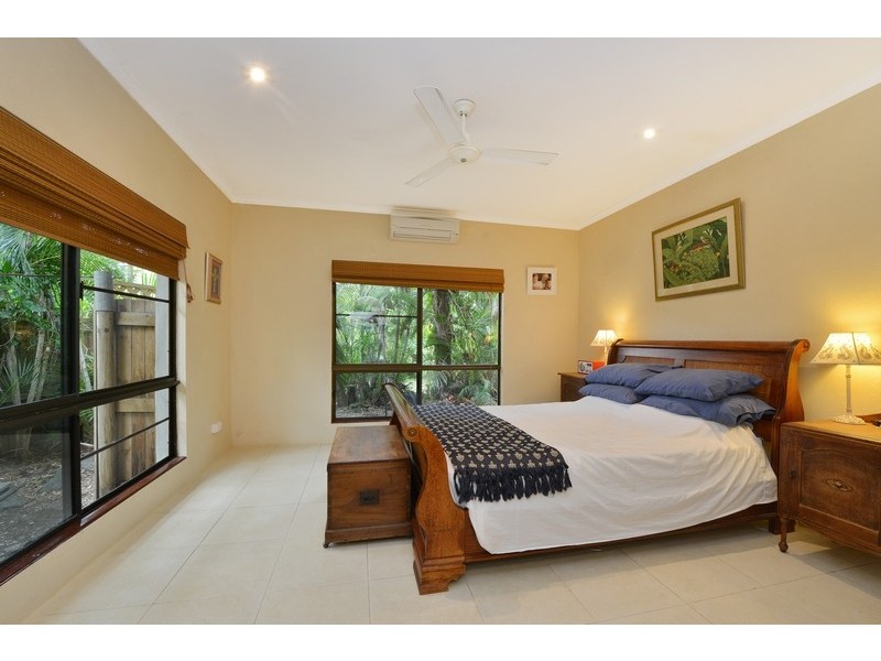 13 Thooleer Close, Cooya Beach QLD 4873