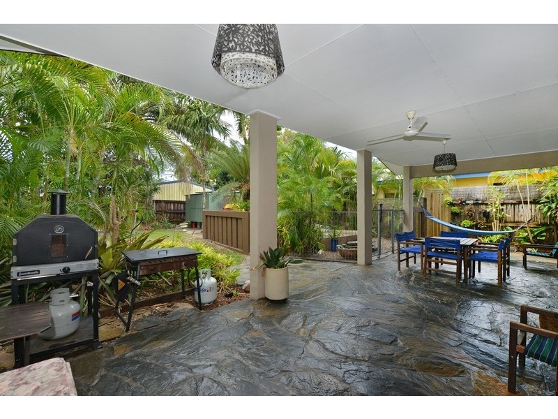 13 Thooleer Close, Cooya Beach QLD 4873