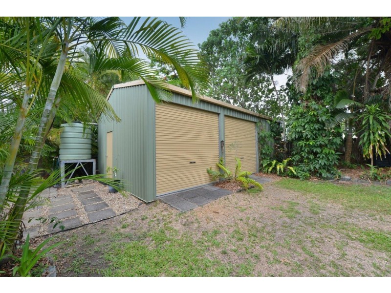13 Thooleer Close, Cooya Beach QLD 4873